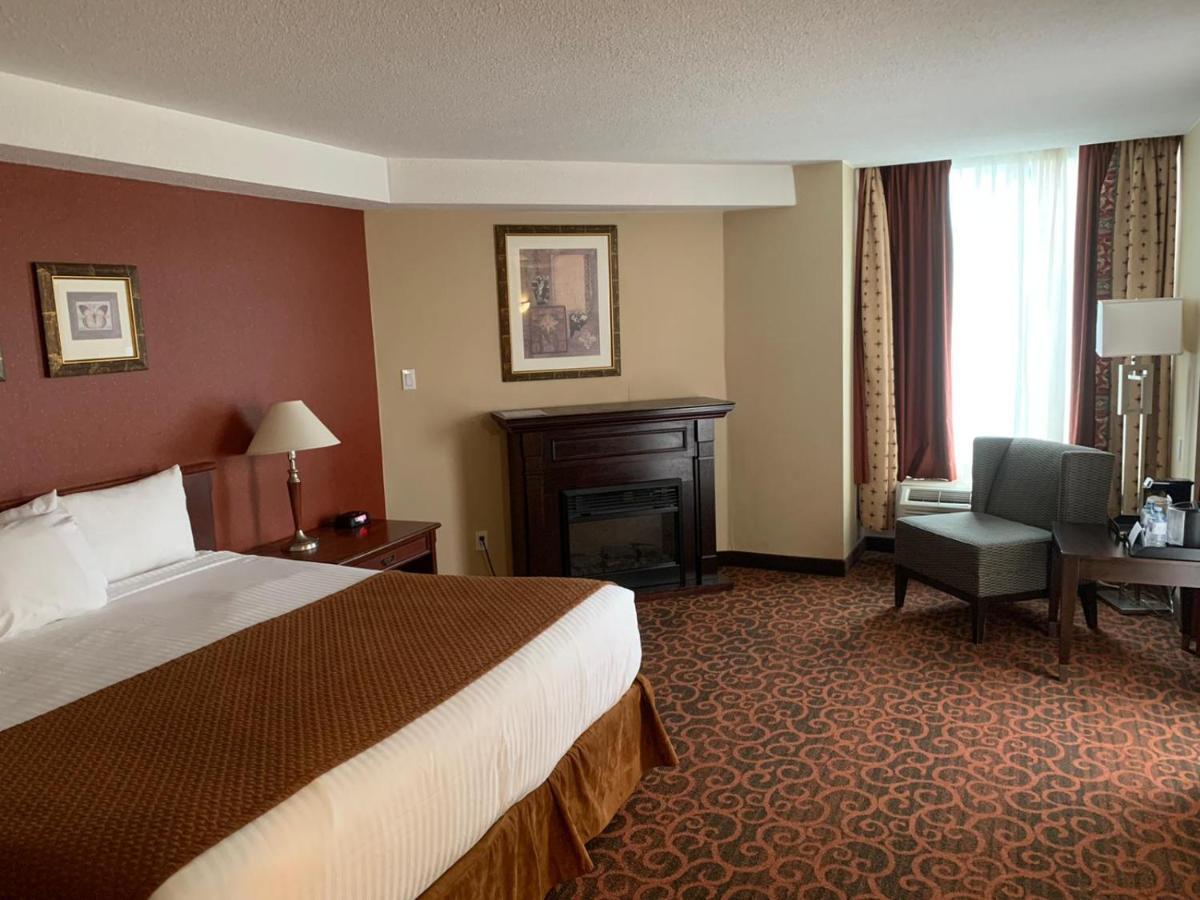 Ramada By Wyndham Niagara Falls/Fallsview Exterior foto