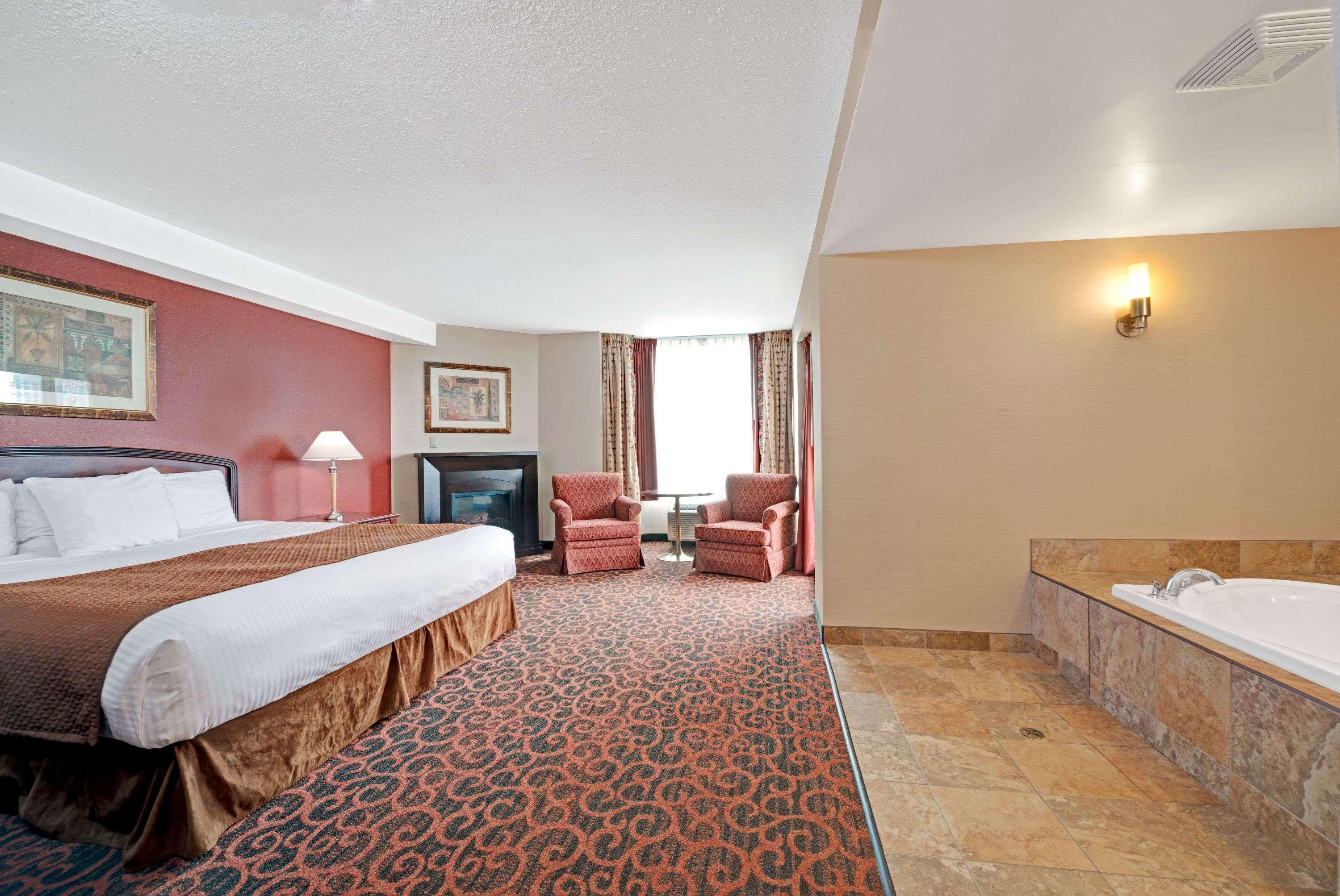 Ramada By Wyndham Niagara Falls/Fallsview Exterior foto