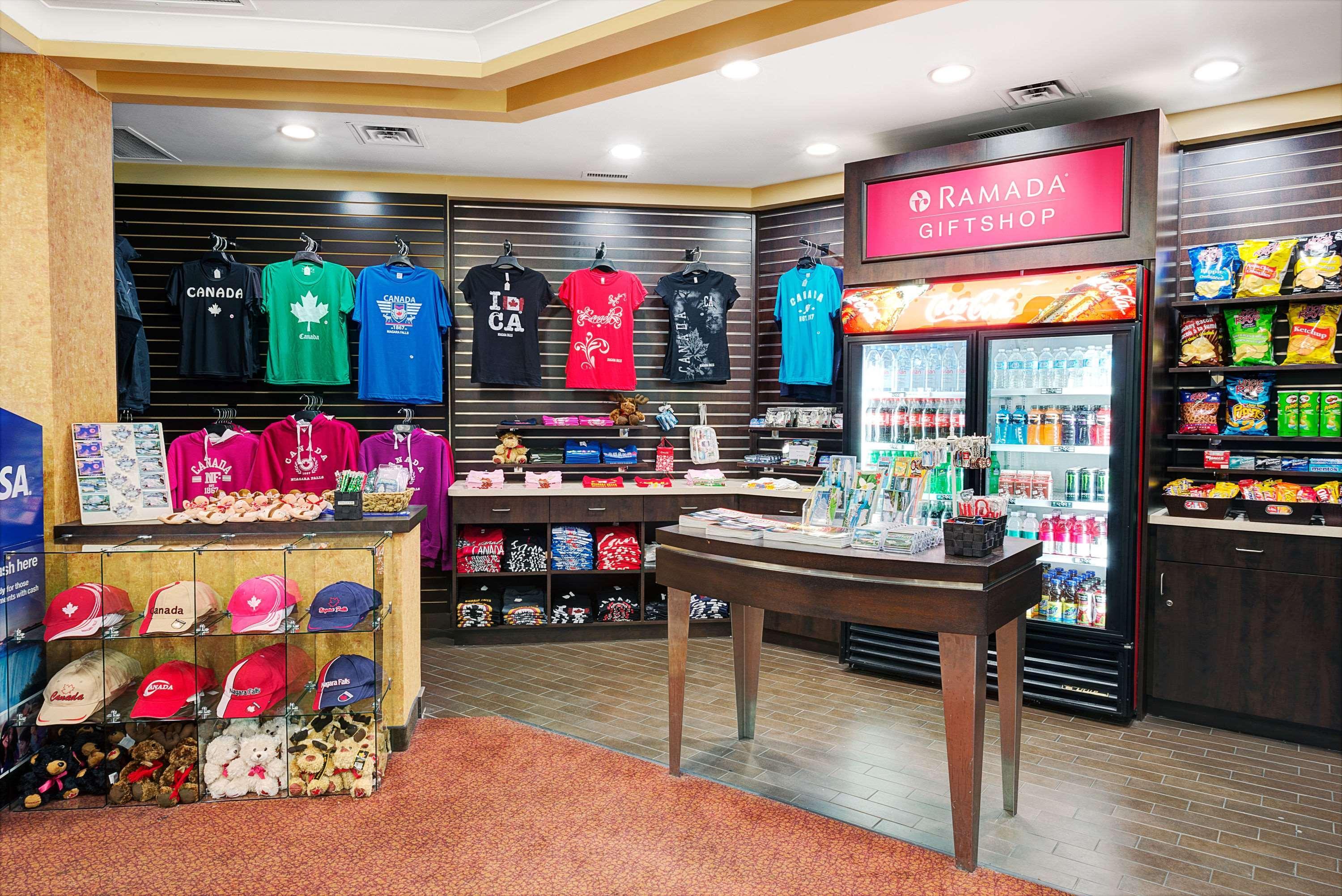 Ramada By Wyndham Niagara Falls/Fallsview Exterior foto
