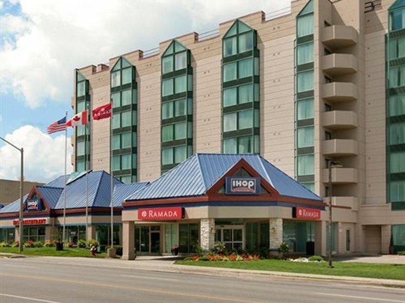 Ramada By Wyndham Niagara Falls/Fallsview Exterior foto