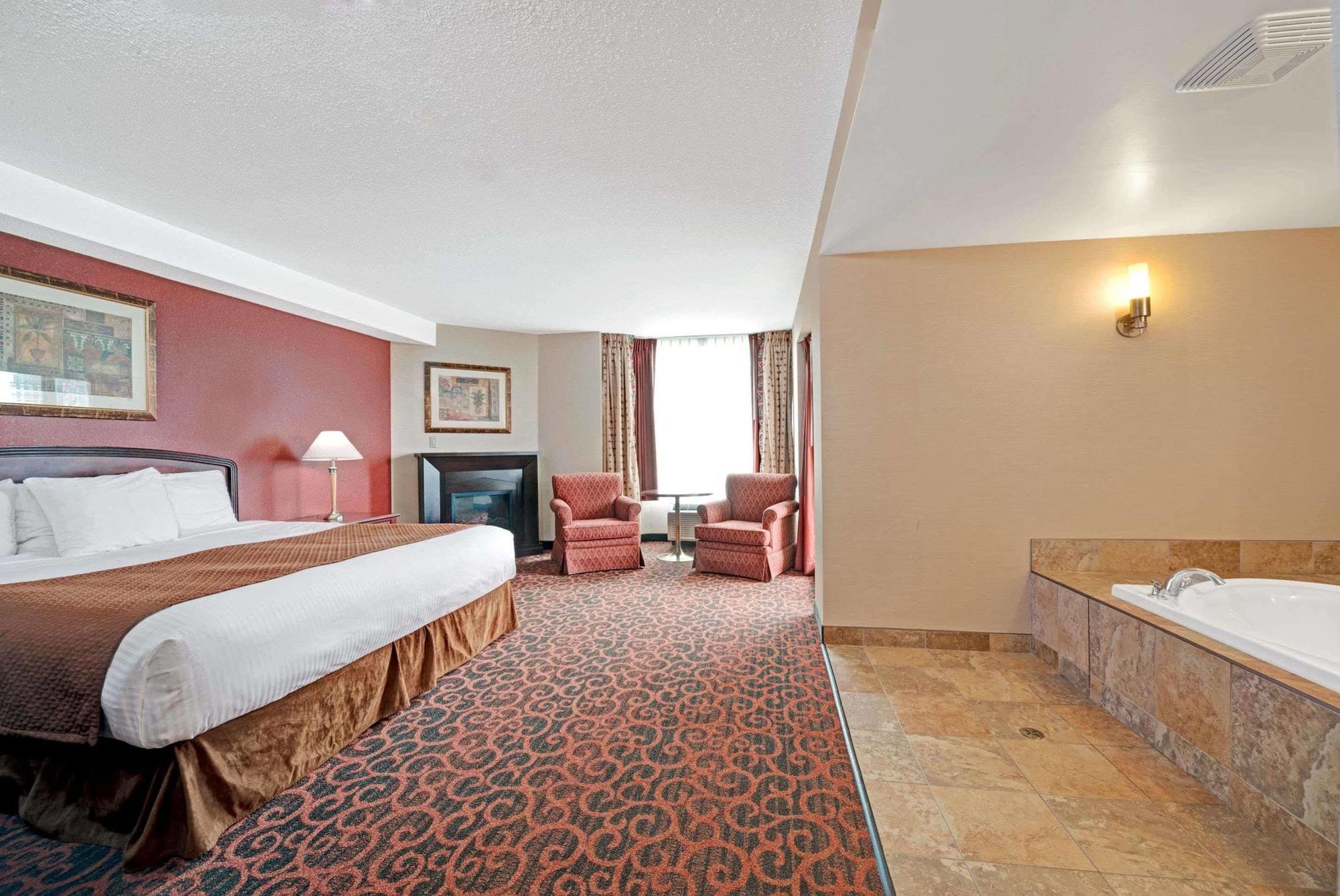 Ramada By Wyndham Niagara Falls/Fallsview Exterior foto
